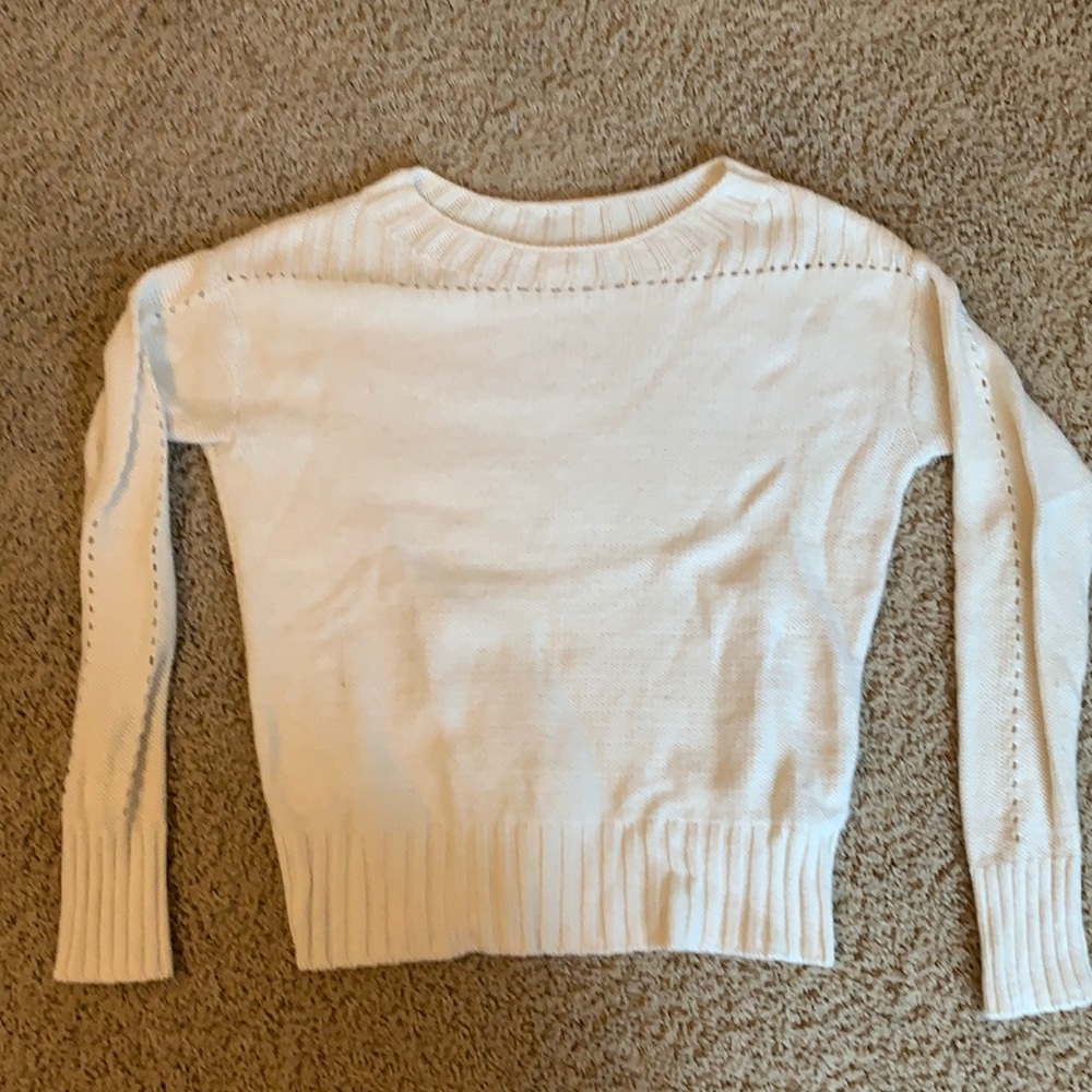 Women’s Gap sweater